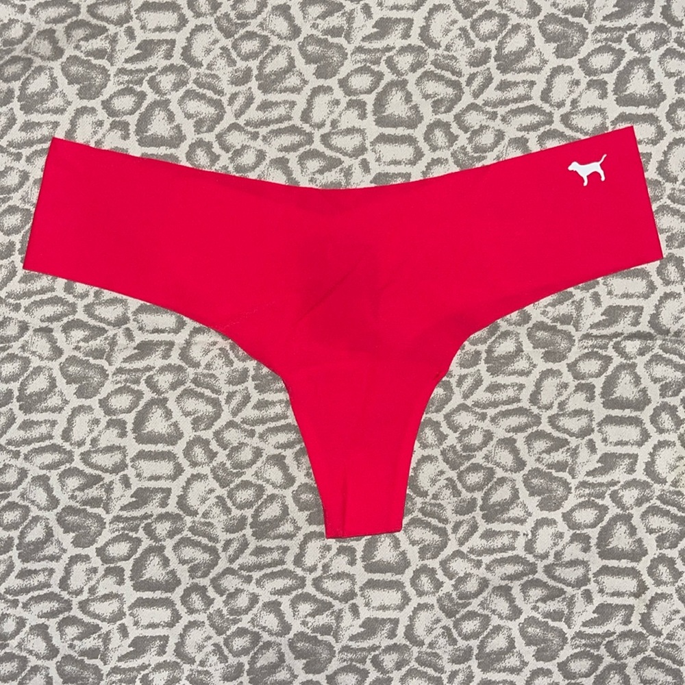 🌺 Pink Victoria Secret thong underwear 🌺